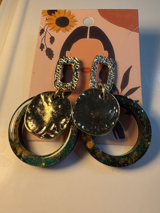 Boucles d'Oreilles Pendantes Vert Émeraude Doré Galaxie Triple Niveau - ANASTACIE